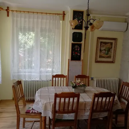Apartment Marcsi Gyula