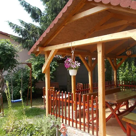 Apartment Marcsi *