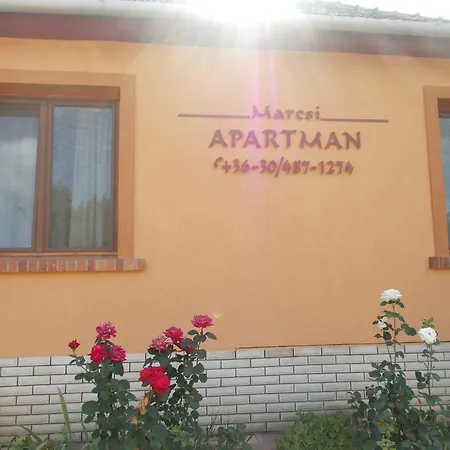 Marcsi Apartmán *
